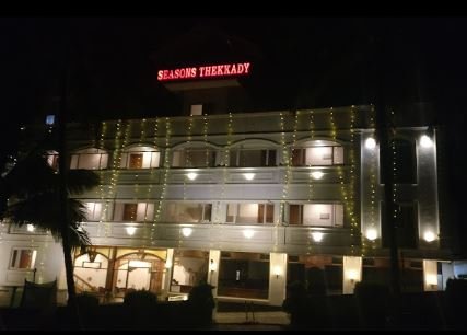 Hotel- Thekkady - Hotel Seasons (Standard) ***