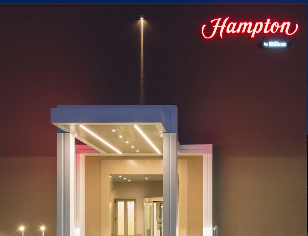 Hotel - Hampton by Hilton(Standard)