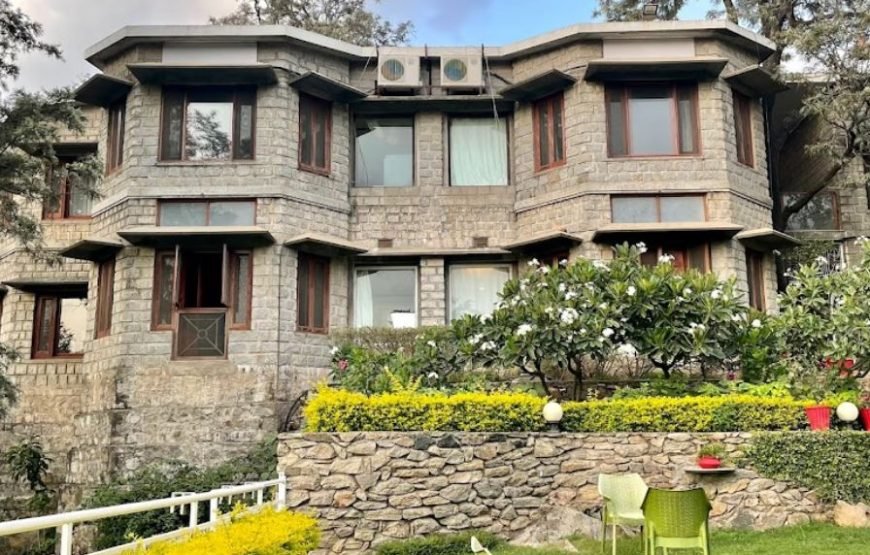 3N/4D -(High End)  Hill and Lakes Trails (1N Mount Abu + 2N Udaipur)