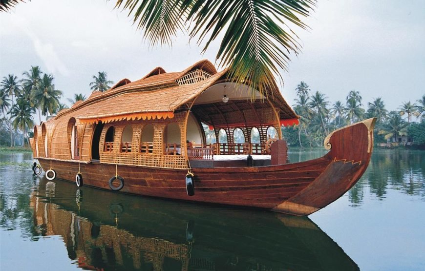 3N/4D – (OTIQ-BWUWGW) BASIC Blissful Kerala (01N Cochin + 02N Kumarakom)