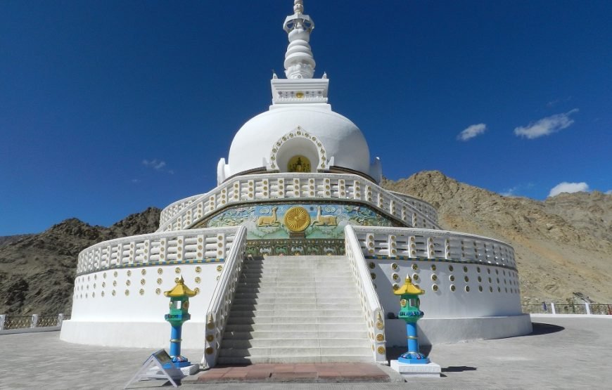 MAGICAL LADAKH( Basic 2 Pax with Innova)  6N/7D Ex–DELHI with Return Flight