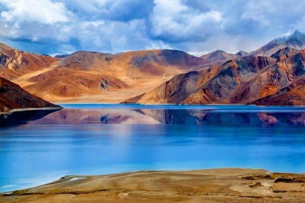 Day 01 : Arrival at Leh Airport - Leisure Day