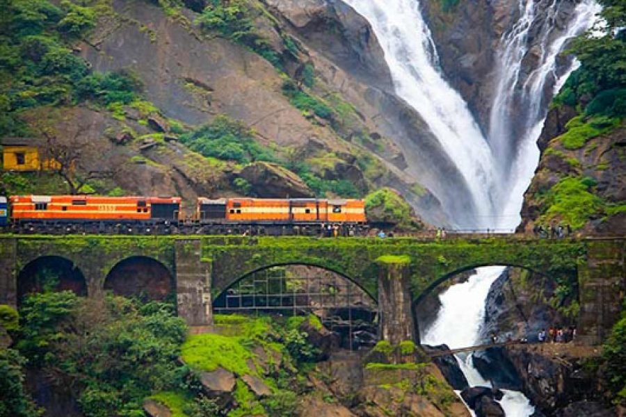 5N/6D-(OTIQ- 75CWHD) GOA HONEYMOON WITH DOODHSAGAR( 5N GOA)