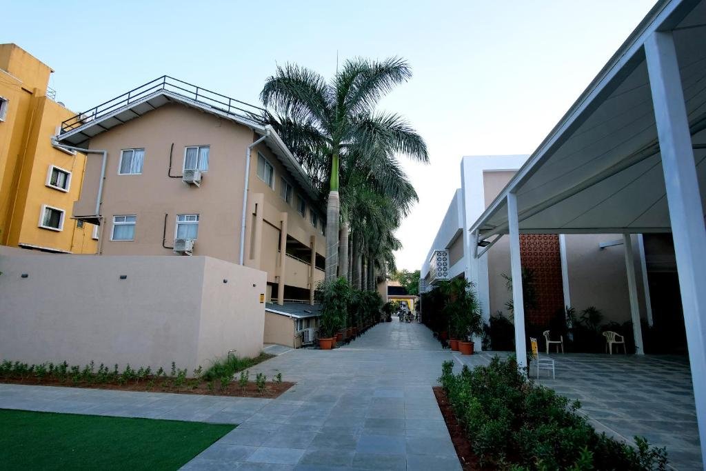 HOTEL - NASHIK - HOTEL HALDI*** OR SIMILAR***