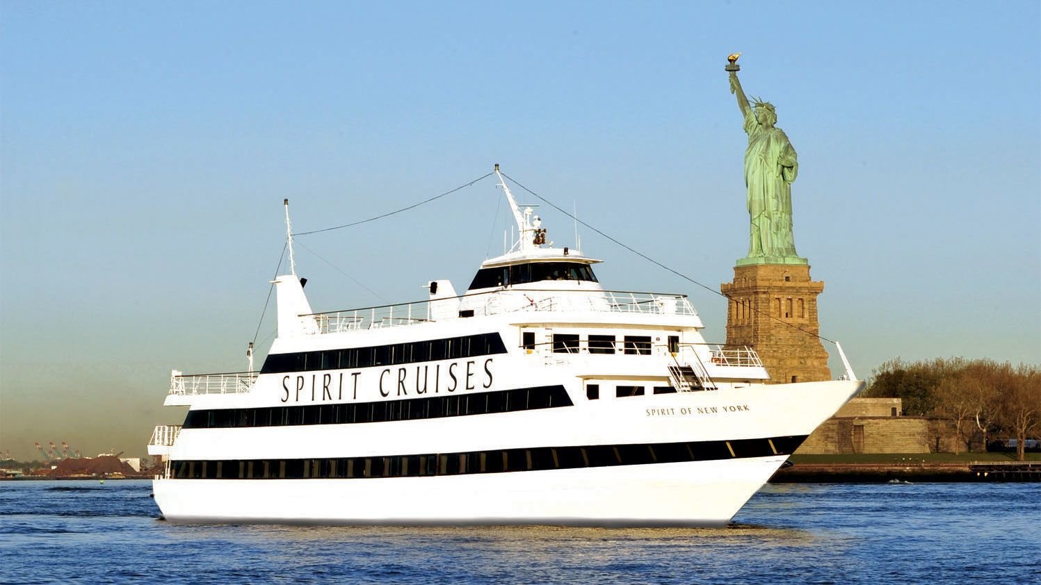 Day 02: New York City Tour and Dinner Cruise