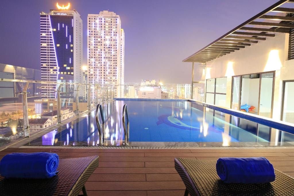 HOTEL- DA NANG- Sunny Ocean Hotel & Spa – Family Suite**** OR SIMILAR