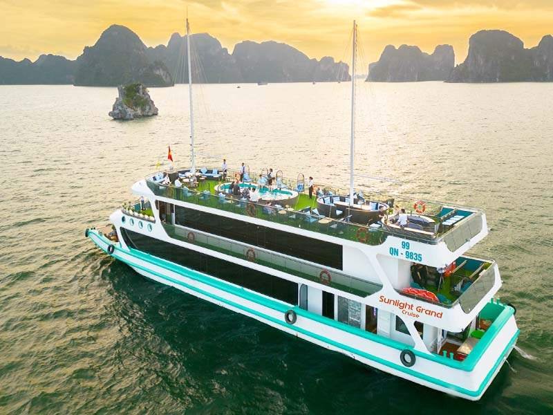 DAY 3 — HA LONG BAY DAY CRUISE