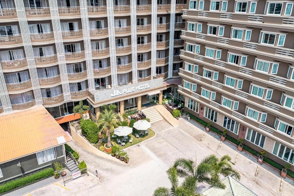 HOTEL-PATTAYA- SUNDAY JA PLUS HOTEL OR PATTAYA LOFT OR SIMILAR 3 STAR*** OR SIMILAR